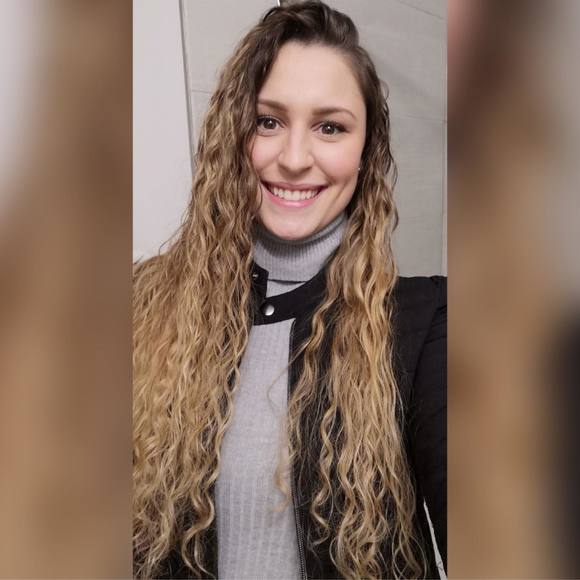 Meet your Posher, Catherine - Picture 1 of 1